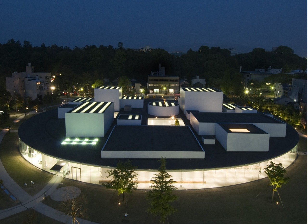 🏛️ 가나자와 21세기 미술관(가나자와 니주잇세이키 비주츠칸) 이미지 1